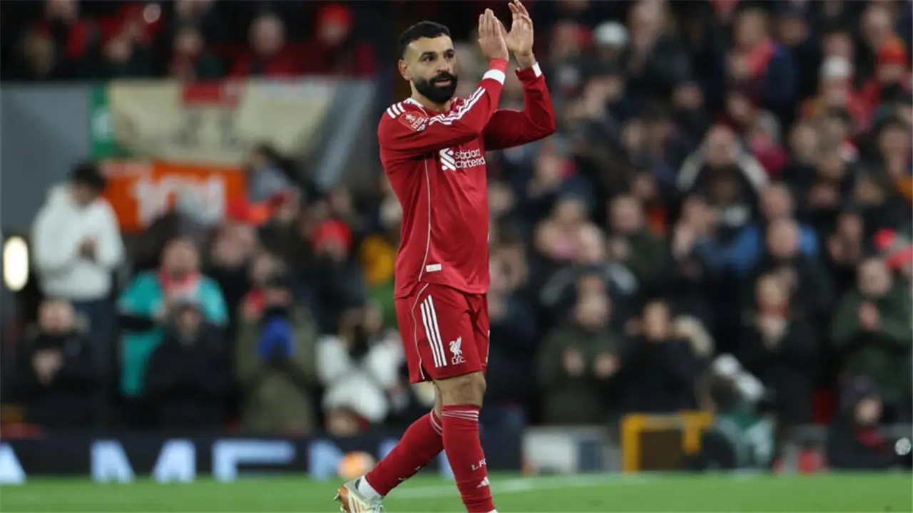 دارين بينت يكشف السر وراء تراجع أداء محمد صلاح مع نادي ليفربول